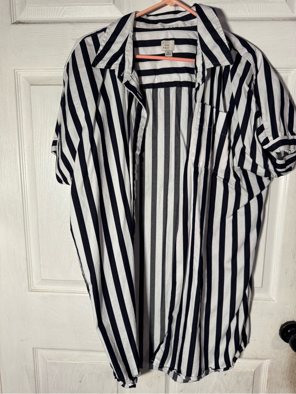 Navy Blue & White Vertical Stripe Short-Sleeve Shirt - Classic Casual